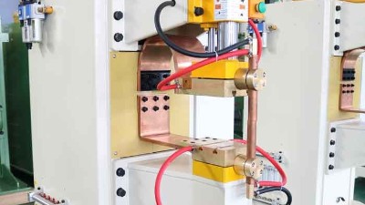 青島焊本|中頻點(diǎn)焊機(jī)焊接及焊接之后的注意事項(xiàng)